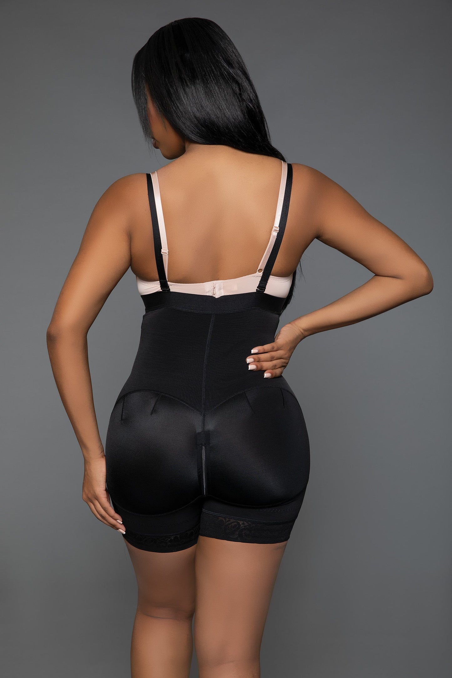 2336 Cinch Me In Bodyshaper